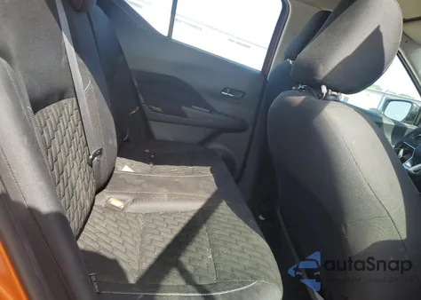 2021 Nissan Kicks Sv z USA, uszkodzony, nr VIN 3N1CP5CV9ML518357